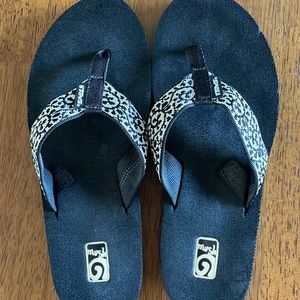 Never worn. Teva black sandal